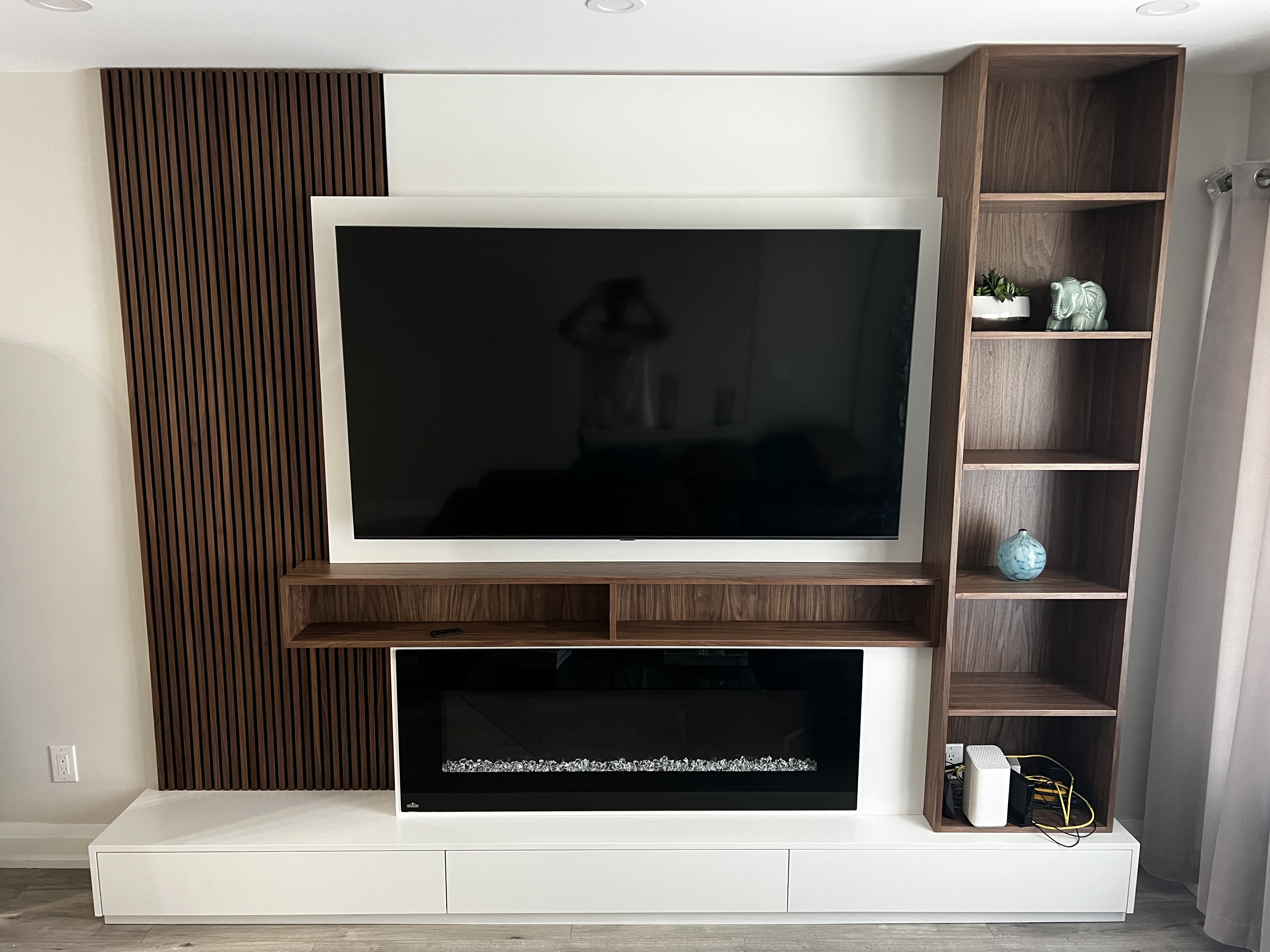 Trim Carpentry & Custom Finishing